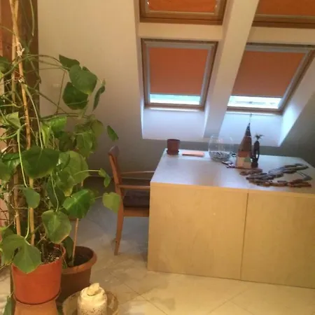 Fonix Apartman * كيستاي